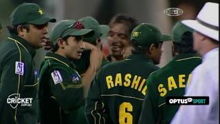 From the Vault: Shoaib sizzles at the Gabba