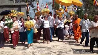 អង្គព្រះកឋិនទានវត្តទួលអង្គញ់ ២៤/១១/២០១៥