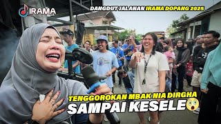 Penonton Musik Jalanan Ramai Sekali Hingga Ikut Joget Bareng Nia Dirgha Dan Linda Risma Irama Dopang