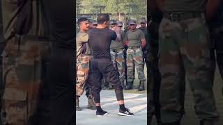 Pistol Defence With Commando #missionsavenirbhaya #commandofitnessclub #selfdefence #shorts