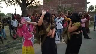 Village bhabhi dance on jhanda