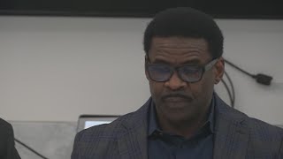 Court filing details alleged encounter between Michael Irvin and female hotel employee