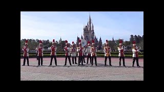 5分前に演奏開始!!ディズニーランドバンド,クリスマスの開園時演奏をNoCutで。4K動画