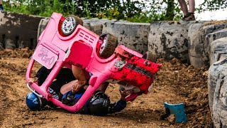 "POWER WHEELS" Downhill Race TAKES NO PRISONERS! - (Limpy's Cash Days @ "The Hill")