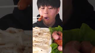 Mukbang ASMR チーズクリームパスタ ソーセージ Cheesy Cream Pasta #shorts