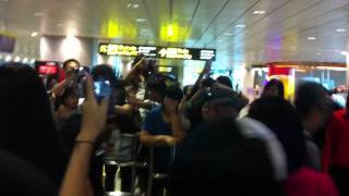 [110522] 2PM arrival in Singapore