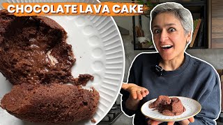 BEST CHOCOLATE PUDDING in 10 minutes | Easy CHOCOLATE LAVA CAKE!