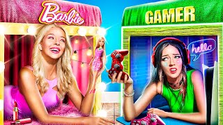 Secret Rooms! Barbie vs Gamer