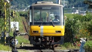 南阿蘇鉄道の行き違い MT-3000形(3001)立野ゆき・MT-2000形(2002)高森ゆき@中松