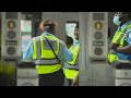 CTA security guards direct police to man accused of pointing gun on Red Line