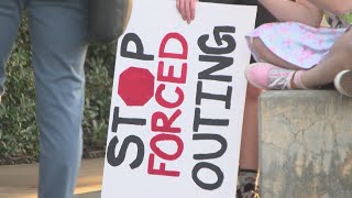 Policy could 'out' queer Clovis Unified students, says LGBT group