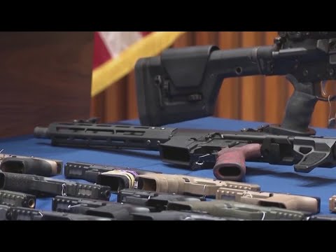 Illinois Assault Weapon Ban Causes Divide Throughout State - YouTube