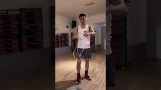 How to Skip like a Pro w/ the Boxrope #boxrope #fitness #boxingcoach #boxinglessons #gym #boxer