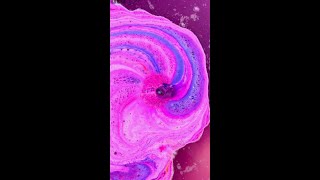 Watch Bombshell Bath Bomb Gush with Colorful and Sparkling Foam