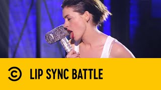 Anne Hathaway's "Wrecking Ball" | Lip Sync Battle