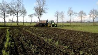 Maisland bemesten met John Deere 6810, Bouwman Staphorst