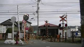 00259　八幡前駅の近くの東側の踏切　南海加太線の踏切