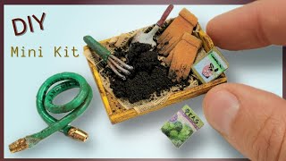 EASY customizing a Miniature gardening kit for a dollhouse