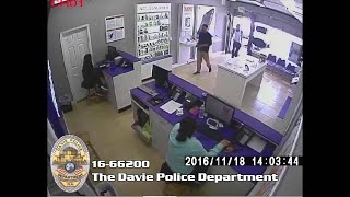 Surveillance video captures men stealing iPhones from Davie store