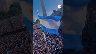 Increíble vuelo de dron de la celebración de Argentina tras ganar el Mundial de Qatar 2022