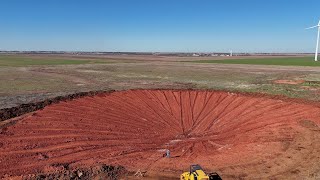 One Big Dirt Bowl-14Ft. Deep \u0026 50Ft. Diameter Bottom !!  ROUND \u0026 DOWN WE GO!! # DEERE750L #BIG IRON