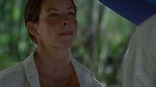 Lost S01E04 Tongue Shot