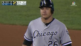 CWS@KC: Garcia doubles off third base to score Abreu