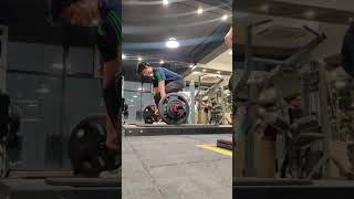 Weak guy Deadlifts: 112.5 kg for 3