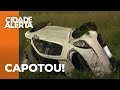 Motorista fica gravemente ferido após capotar com o carro