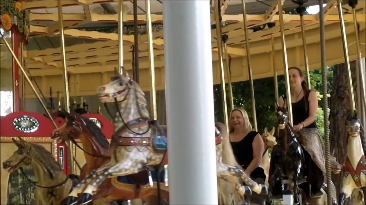 Melbourne Zoo Carousel - YouTube