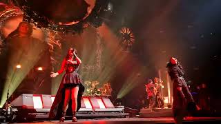 Duet Sharon den Adel - Amy Lee, The Reckoning, World's Collide Tour, Amsterdam Ziggo Dome 30-11-2022