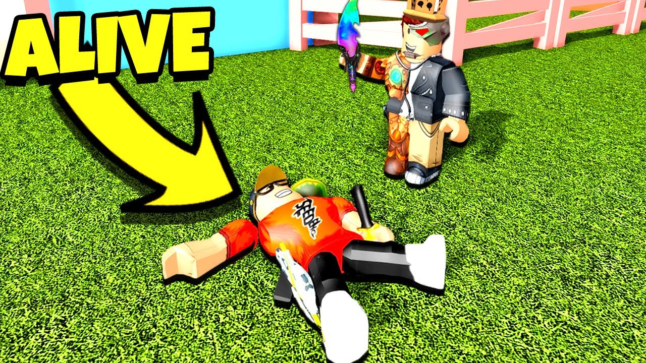 How To TRICK The MURDERER!! (Roblox Murder Mystery 2) - YouTube