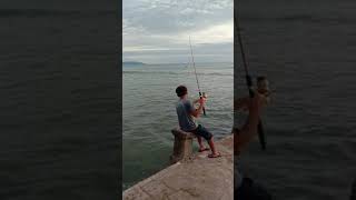 Mancing mania pantai binasi