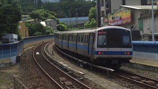 台北捷運淡水信義線C301型電聯車 關渡站第一月台出站