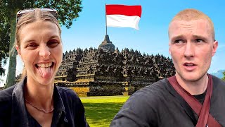 INSIDE THE WORLD'S LARGEST BUDDHIST TEMPLE (Borobudur!) 🇮🇩