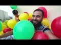 900 balloons phula dye hum ne chat pe 🎈😂 chota beta bhi agaya video me