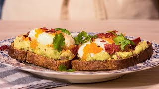 Súper Tostadas con Mousse de Palta y Huevo Poché | Samsung