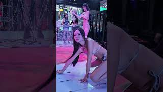 Thai Sexy Beauty Bikini Dance