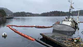 Hever sunket fiskeskøyte