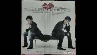 12.   โง่เอง   -  ตั้ม สมประสงค์ สิงหวนวัฒน์  TUM SOMPRASONG SINGHAWANAWAT      ALBUM  HURT ACTUALLY