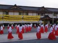 広島護国神社・万灯みたま祭「縁むすびのみこ踊り」その１