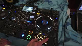 WHY USE THE BEAT LOOP AND SLIP MODE  AT THE SAME TIME DJ?