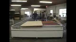 Thomas Manufacturing Return conveyor with Optional Turning Attachment.wmv