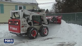 Snowplow drivers wanted in Milwaukee | FOX6 News Milwaukee