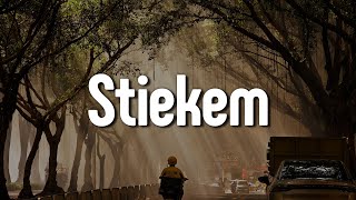 Maan _ Goldband - Stiekem (Letra/Lyrics) | Official Music Video