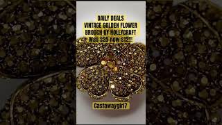 VINTAGE GOLDEN FLOWER MARCASITES SUGNED HOLLYCRAFT #jewelry #brooch #hollycraft