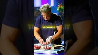 Gordon Ramsay Shows How To Create A Burger 🍔👏