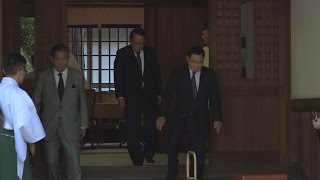 「賊軍」も靖国に合祀を 亀井氏ら宮司に申し入れ