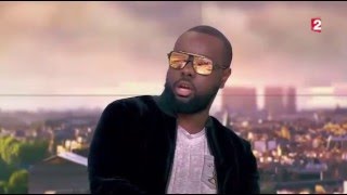 Maître Gims chante du Pavarotti !