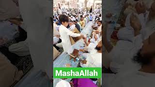 cute boy serving iftar #ramadan #madina #makah #iftar #masjidnabawi #masjidalharam #viral